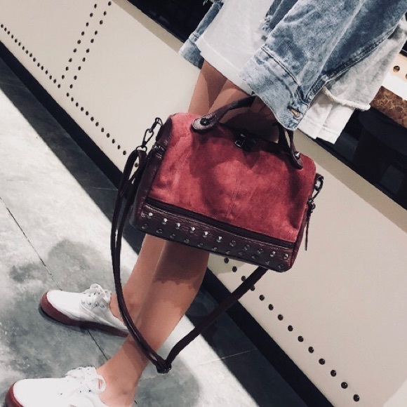 🔄🆕 BRISTOL Vol. 2 Studded Bag - Picture 3 of 8